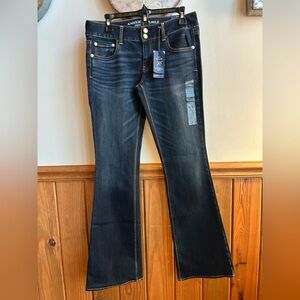 American Eagle Outfitters sz 10 long 4 way super stretch women’s Flare Jeans